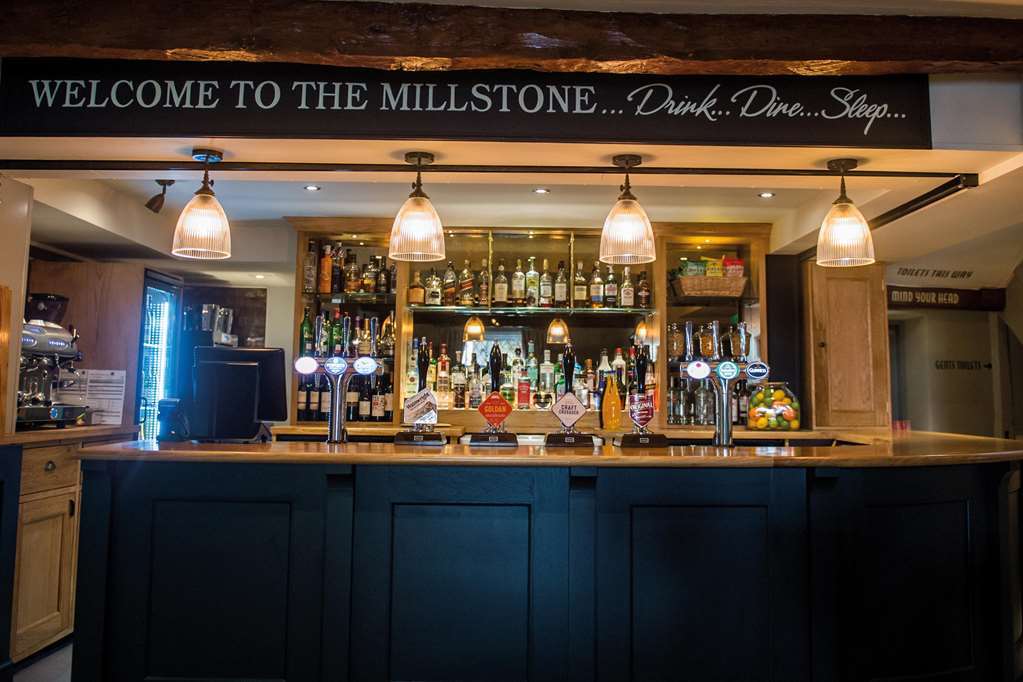 Hotel The Millstone, Mellor Blackburn  Restaurant foto The Millstone Bar